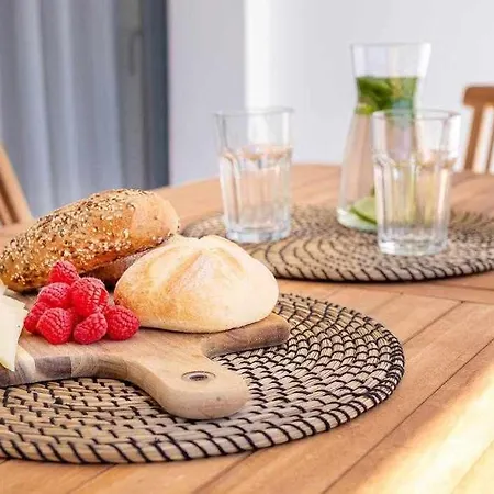 Appartement Puipana 1 *